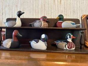 lot 7520 image: Vintage Mallard Avon collection