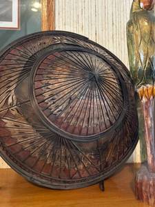 lot 7527 image: Asian Hat and hand carved parrot