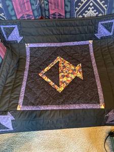 lot 7541 image: Handmade lap quilt