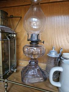 lot 7593 image: Vintage Kerosene Lamp