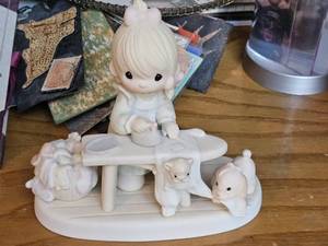 lot 7605 image: Vintage Precious Moments Figurine