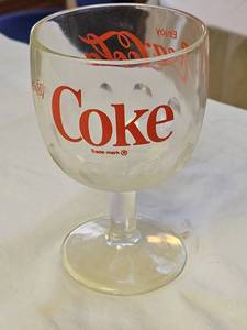 lot 7613 image: Vintage Coca-Cola Goblet Glass