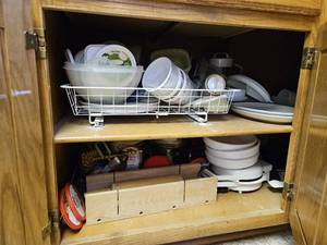 lot 7625 image: Contents of Kitchen Cabinet... Storage Set with Wire Organizer
