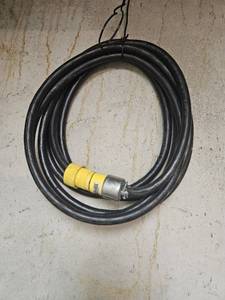 lot 7672 image: Extension Cord