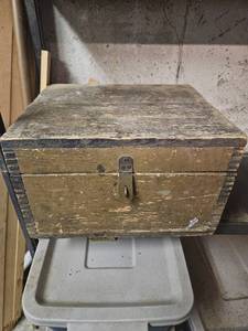 lot 7674 image: Vintage Wood Box with Contents