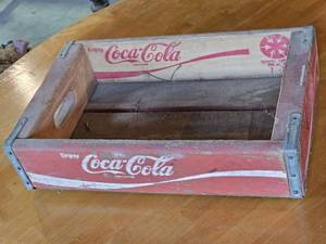 lot 7706 image: Vintage Coca-Cola Wooden Soda Crate