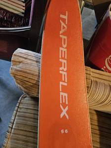 lot 7751 image: Vintage TAPERFLEX Double Tunnel Competition 67 Wood Water Ski ( Vintage bag)