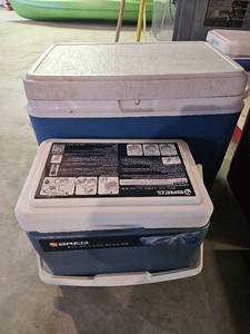 lot 7763 image: Vintage Cooler Lot of 2