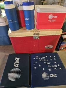 lot 7764 image: Vintage AT&T Promotional Cooler Set with Accessories