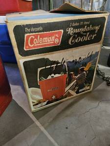 lot 7767 image: Vintage Cooler Lot of 3
