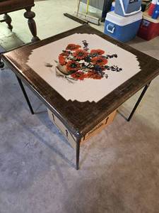 lot 7769 image: Vintage Card Table