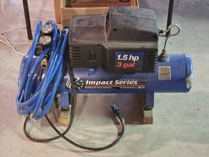 lot 7797 image: Impact Series 1.5HP 3-Gallon Air Compressor