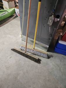 lot 7802 image: 2 Push Brooms