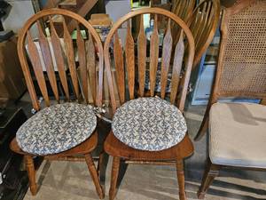 lot 7807 image: Kitchen Table & Chairs Solid Oak