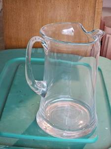 lot 7810 image: Clear Glass Water Pitcher