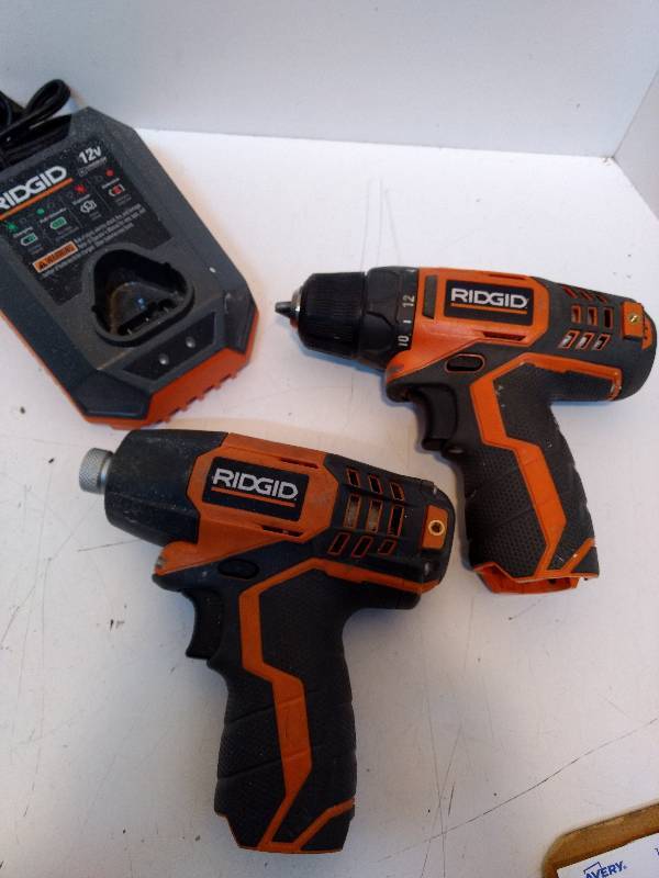 lot 595 image: Ridgid 12V driver drills with charger (no batteries)