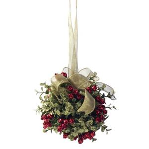 lot 8270 image: Ganz Mistletoe Door Kiss Ball (KK16)