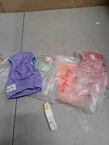 lot 2089 image: Set Of 4 Extra Small Washable Pet Diapers