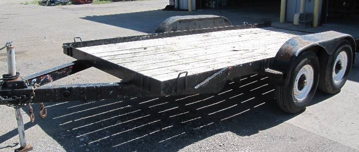 lot 310 image: 1997 16 Foot Mantena FlatBed Trailer