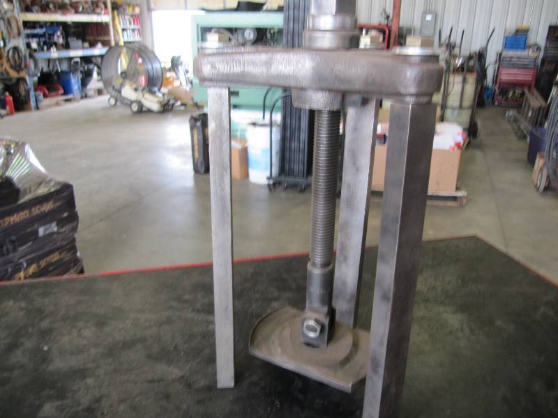 lot 343 image: OTC Manual Sleeve Puller OTC 978-11 Diesel Engines