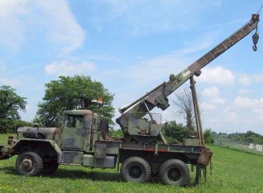 lot 302 image: 1972 AM GENERAL M816 ARMY 6x6... WRECKER AND CRANE
