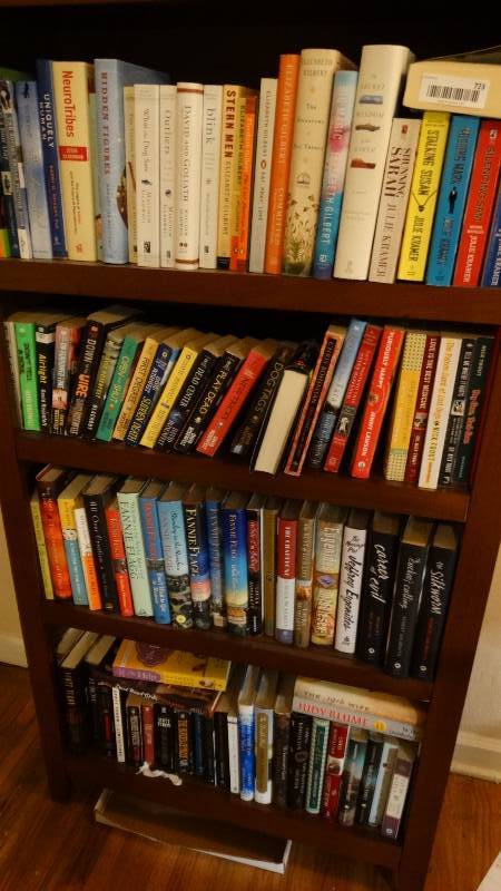 lot 723 image: HUGE lot of various hard back & soft back books