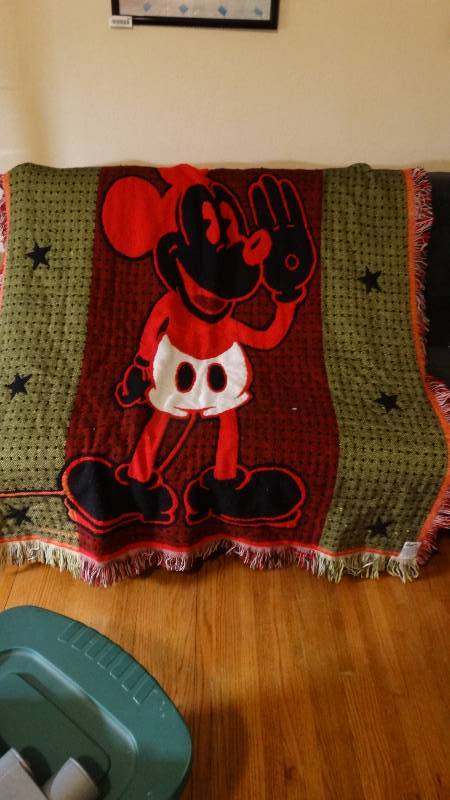 lot 744 image: Mickey Mouse throw blanket