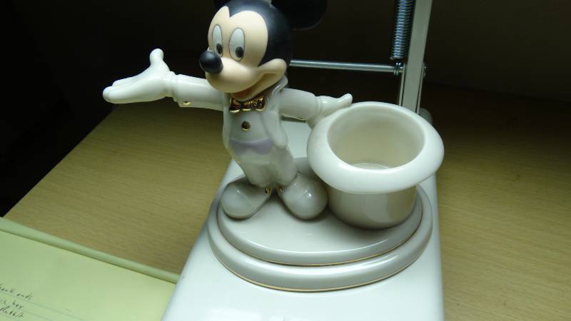 lot 797 image: Mickey Mouse votive holder- By Lenox