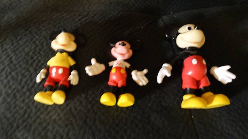 lot 808 image: 3 Mickey Mouse rubber figurines