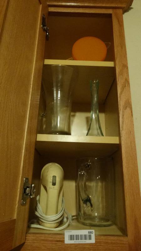 lot 880 image: Mixer & glassware