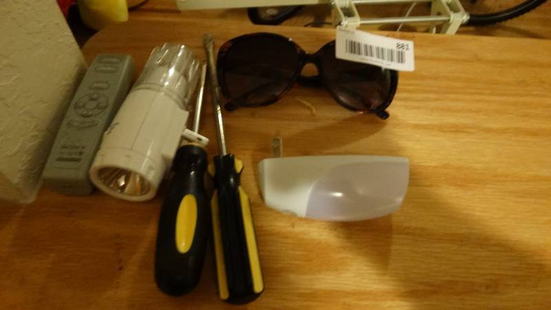lot 881 image: 2 night lights screw drivers sunglasses