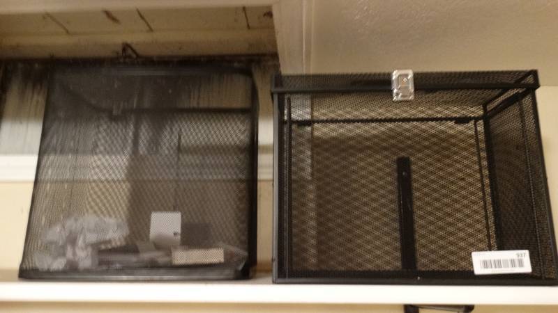 lot 937 image: Metal trash can & metal file holder