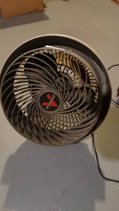 lot 962 image: Vornado fan