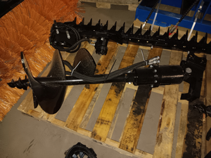 lot 1412 image: Unused - Mini Excavator Professional Grade Hydraulic Auger with 16 Inch Bit Attachment