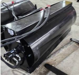 lot 1399 image: Unused - GIYI Skid Steer Vibratory Roller Attachment Model GY-RO59