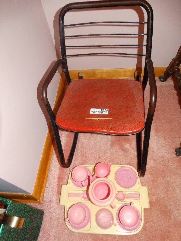 lot 2004 image: Vintage Childs Rocker & Play Tea Set.