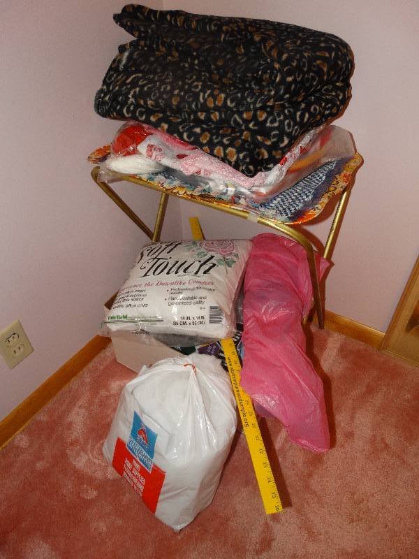 lot 2014 image: Lot of Sewing Supplies, Rug, & Metal TV Tray, Yard Stick.