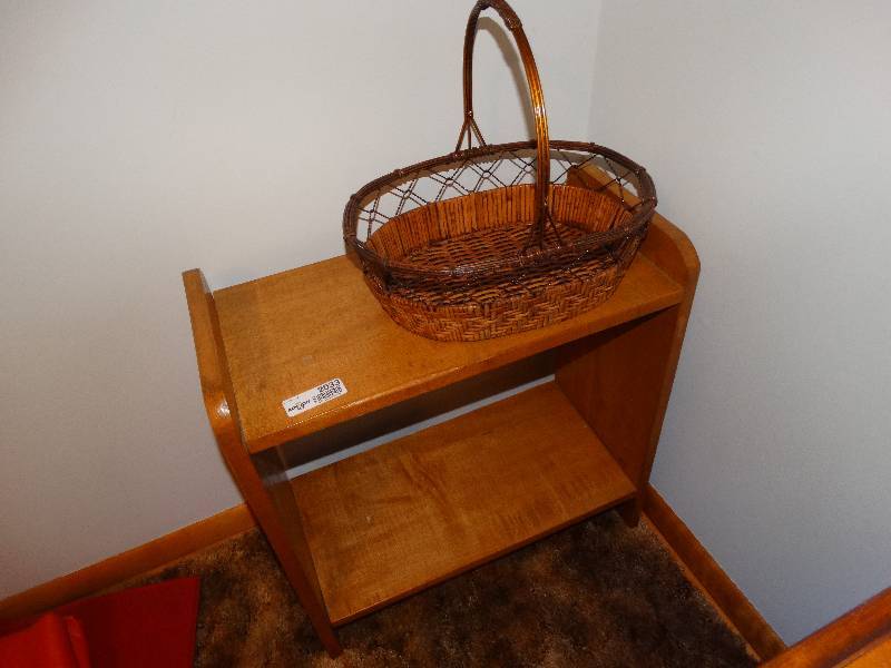lot 2033 image: Small Wood Bookshelf & MetalWicker Basket.
