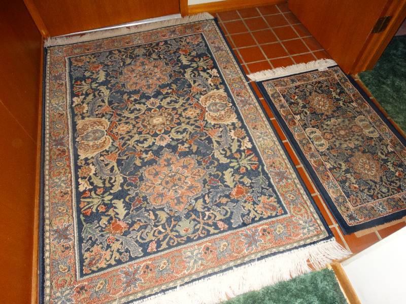 lot 2057 image: 4x6 and 2x3 Rugs wUnder pads.