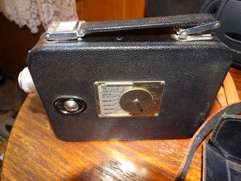 lot 2205 image: Antique Kodak Cine-Kodak Eight-25 Movie Camera in Case.