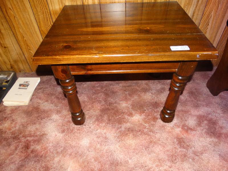 lot 2230 image: Matching Heavy Wood End Table & Coffee Table. Match Lot #2223 & #2231