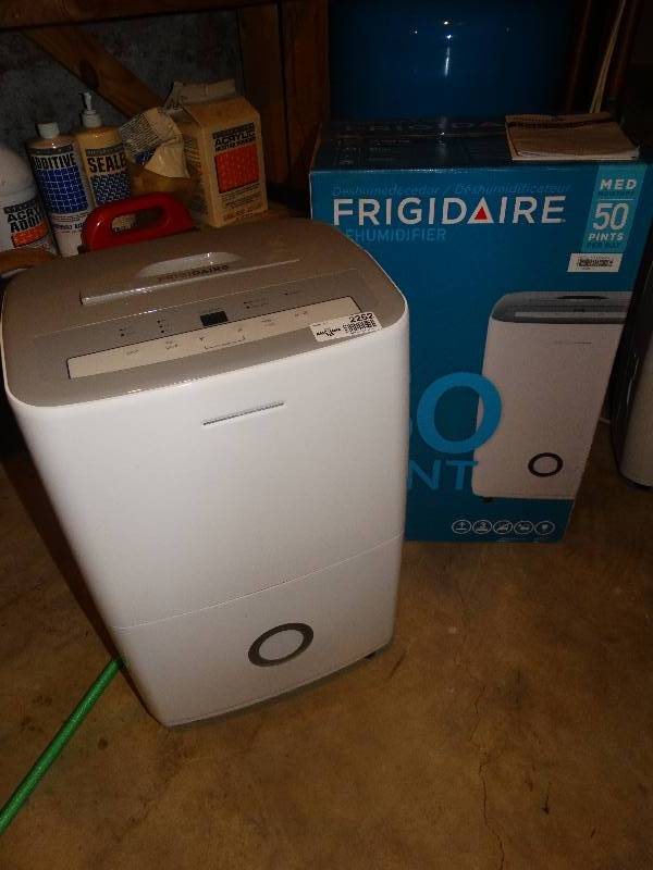 lot 2262 image: Frigidaire 50 Pint Dehumidifier - Looks New, WBox.