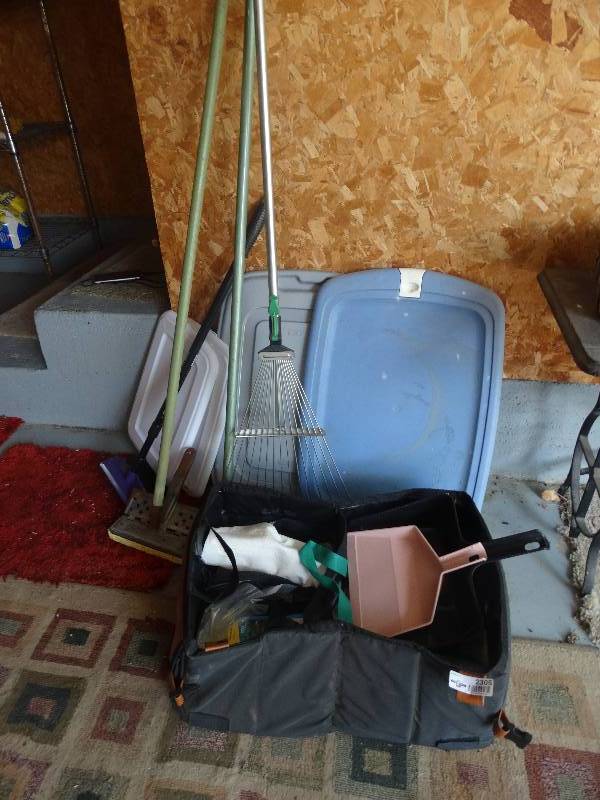 lot 2305 image: Vehicle Organizer, Rack, Ice Scraper, Mop & Handles, Plastic Tub lids.