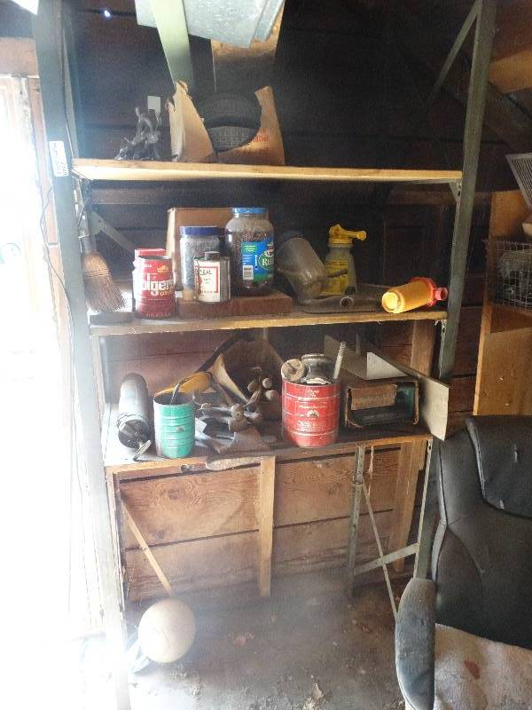 lot 2349 image: Metal shelf w contents