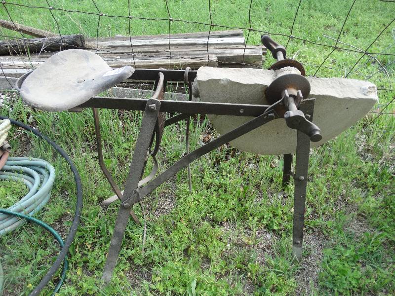 lot 2389 image: Antique wheel grinder