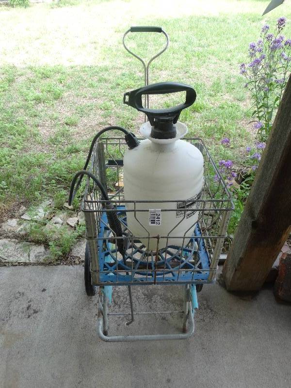 lot 2412 image: Cart & sprayer