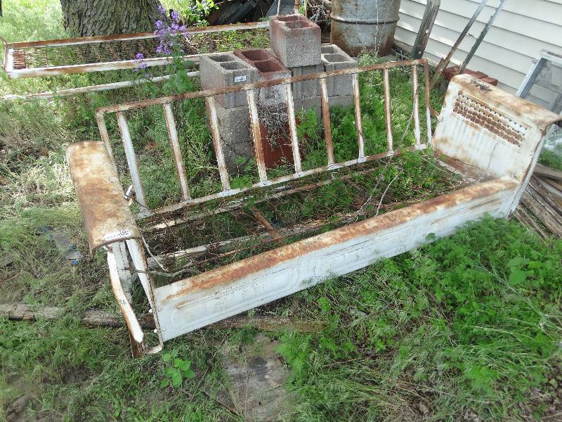 lot 2422 image: Old metal porch glider
