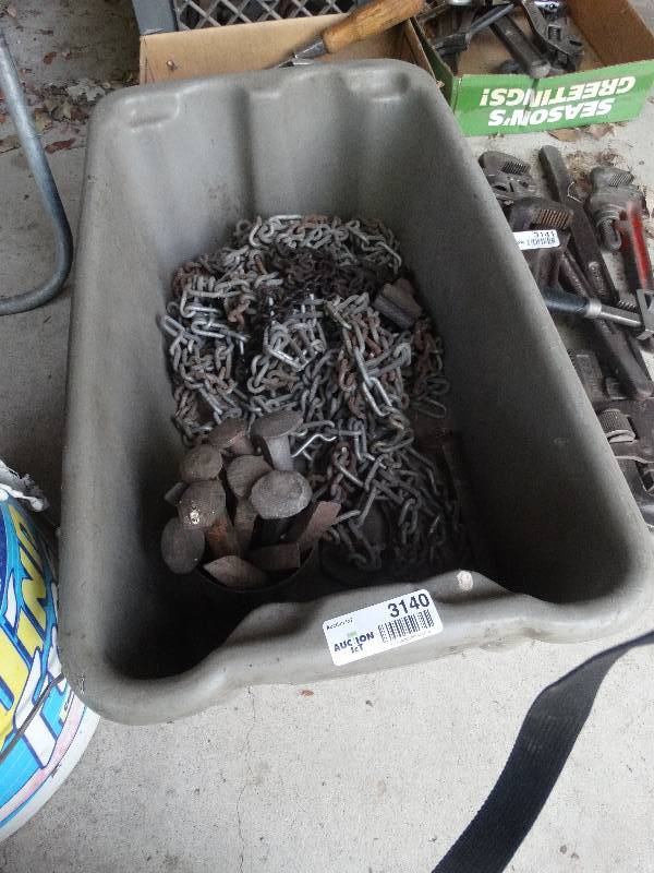 lot 3140 image: Railway ties and chain.