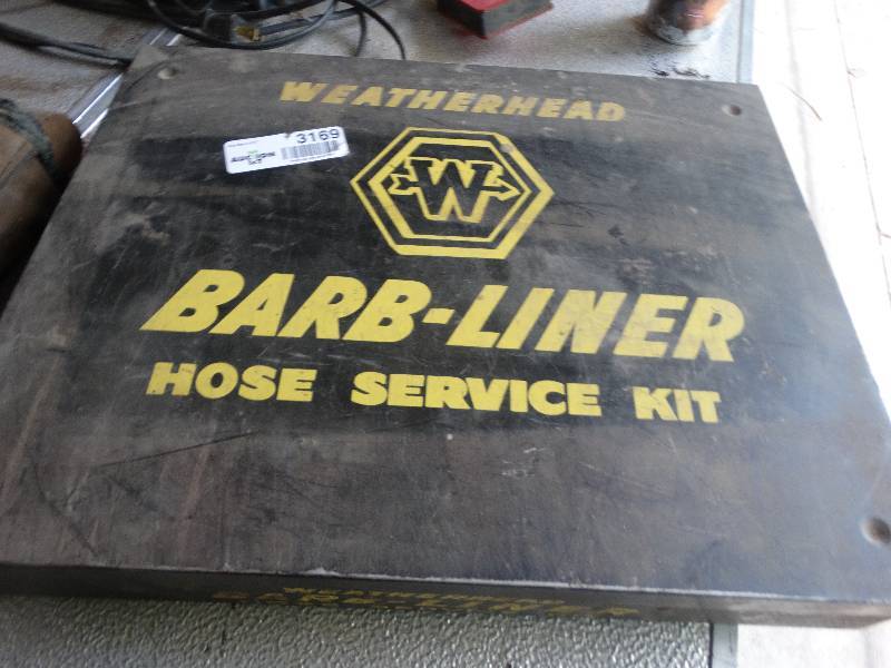 lot 3169 image: Hose repair kit.