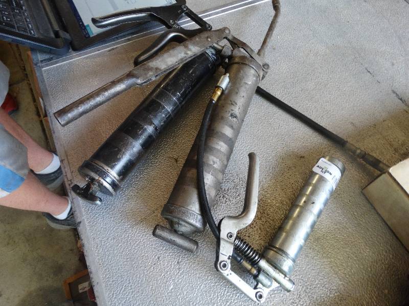 lot 3183 image: 3 grease guns.